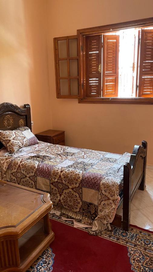 Maison De Ville Agreable Avec Un Patio Marocain Varzazate Kültér fotó